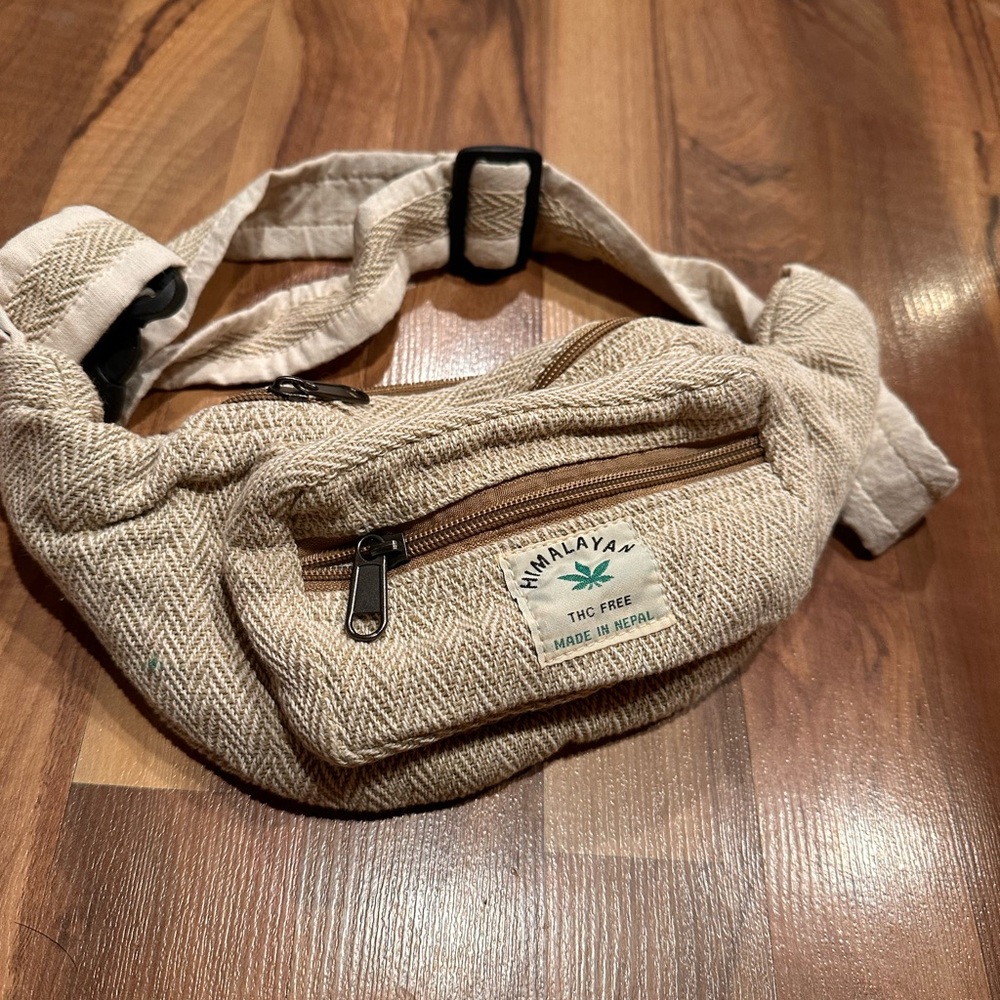 Hemp fanny pack